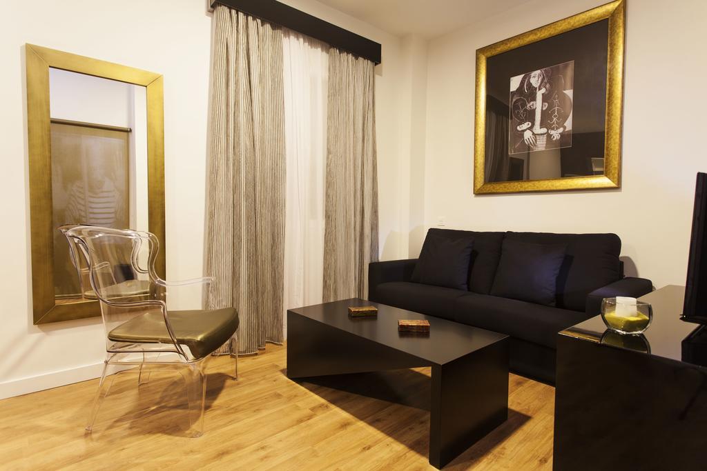 Picasso Suites Malaga Ruang foto