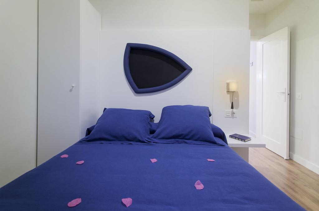 Picasso Suites Malaga Ruang foto